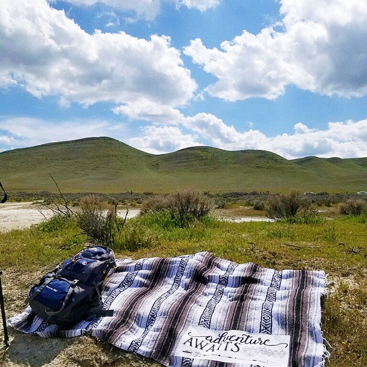 Hiker's Adventure mexican blanket with backpack 